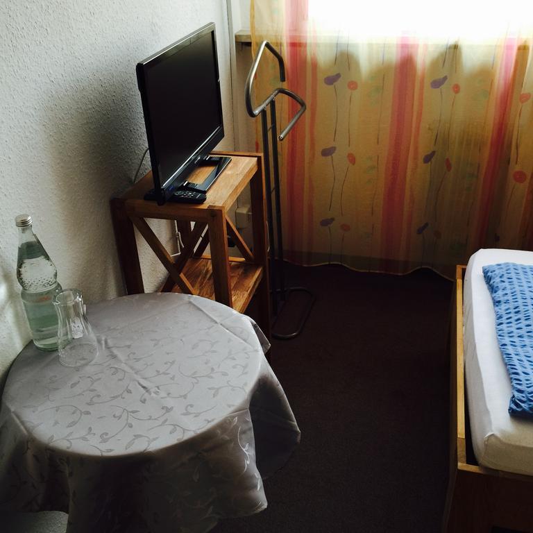 Hotel-Zahringerstube Neuenburg am Rhein Habitación foto