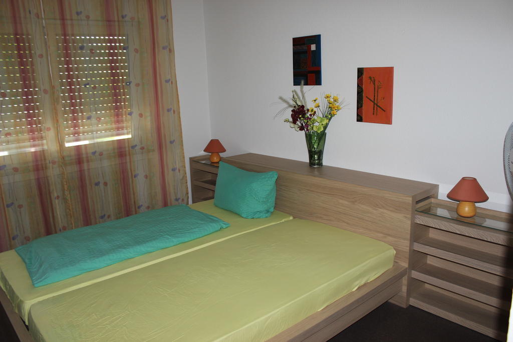Hotel-Zahringerstube Neuenburg am Rhein Habitación foto